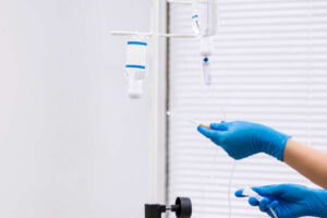 用于治疗 IgA 缺乏症的静脉注射免疫球蛋白（IVIG）小瓶。.