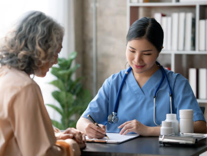 Doctor consulting with patient about the side effects of Carimune