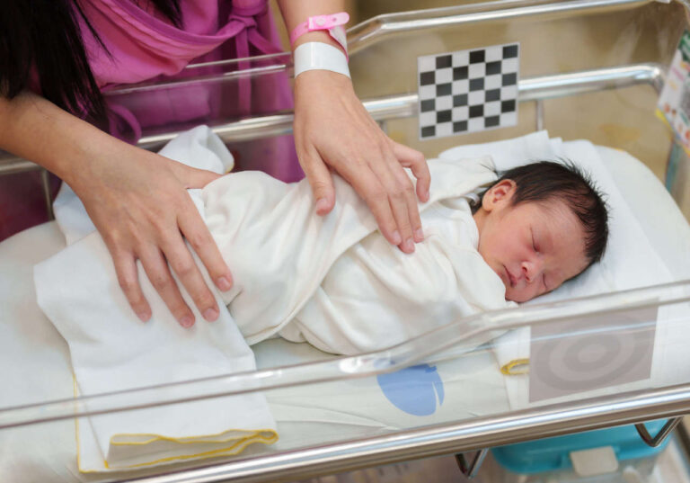 A newborn in the hospital with isoimmune hemolytic disease of the newborn (HDN)